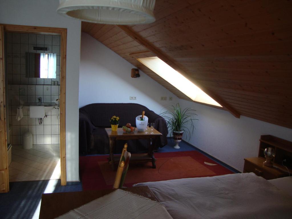 Mettenberger Hof - Pension Grafenhausen Phòng bức ảnh